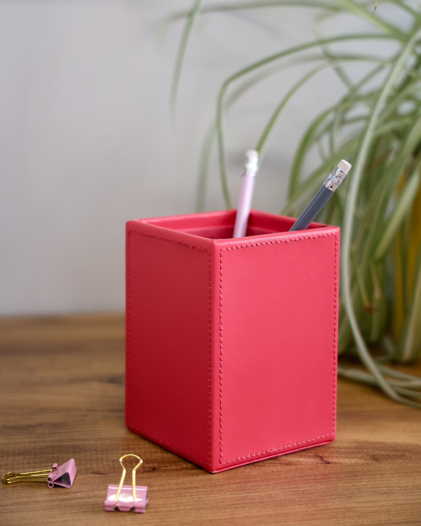 Travelista Pen Pot with Personalisation Option