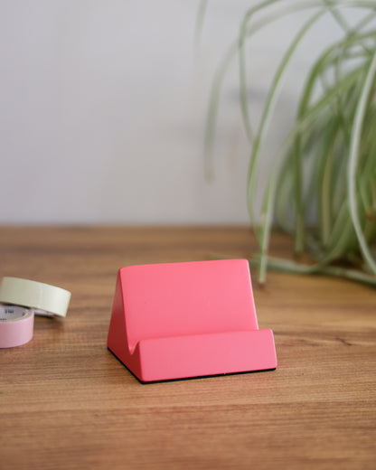 Travelista Resin Phone Stand